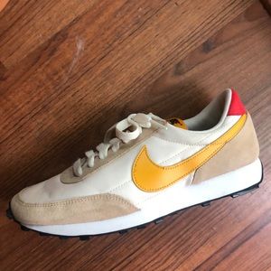 Nike Daybreak Shoes